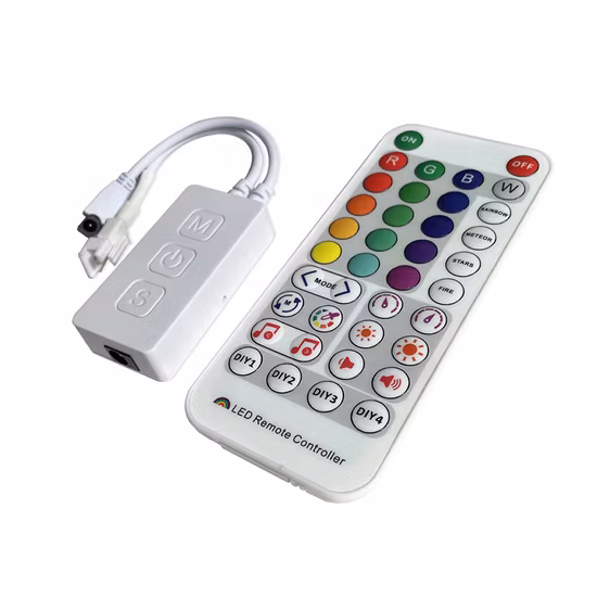 DC5V Ws2812b Individuell adressierbarer 5050 RGB-LED-Streifen und Sp511e Musik-Controller Bluetooth Dual Output EU Us UK Au Power Kit